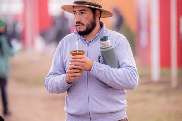 3 GENTE AGROACTIVA (318)